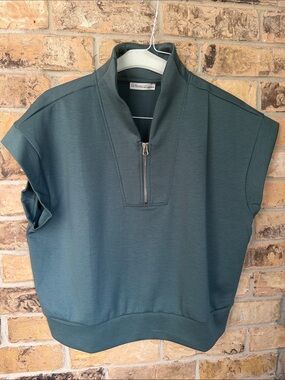 Zenana Outfitters Short Sleeve Zip Neck Top in Teal